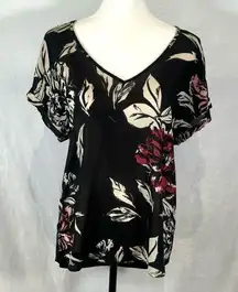 Black short sleeve mixed media floral top size medium