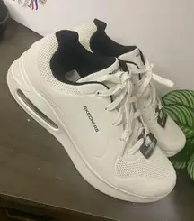 Skechers Memory Foam Men’s Shoes Size 12