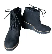 Eileen Fisher Alpine Shearing Leather Lace-Up Wedge‎ Booties Women's 8.5 Black