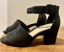 T Tahari Women’s Black Suede Ankle Strap Heeled Sandal Size 9.5 M
