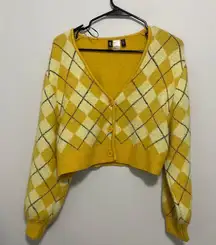 Divided YELLOW FLANNEL CROPPED SWEATER