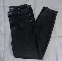 Liverpool Black Skinny Ankle Jeans