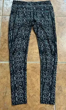 The north face black and gray super soft legging size SP