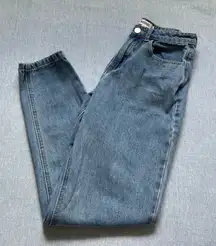 🛎️ 5/$20 Missguided Mom Jeans Size 2