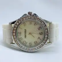 VECCELI ladies silver tone mother of pearls dial Rhinestone bezel new battery