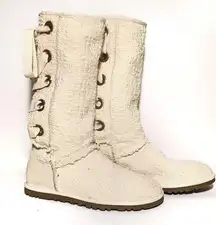 UGG NWOT  Australia Heirloom knit cream lace up boots!