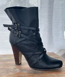 Kelly & Katie Women's Leather Strappy Double Buckle Heeled Boots Black Size 8.5‎
