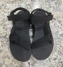 Teva Women’s Flatform Universal Sandals