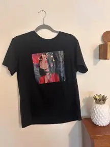 Random anime tee 