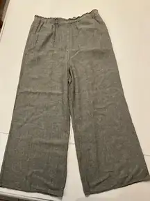 Versona linen look wide legged pants size L