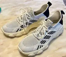 bernie merv. Womens Black/White Memory Foam Comfortable Sneaker Sz 41 (10.5-11)