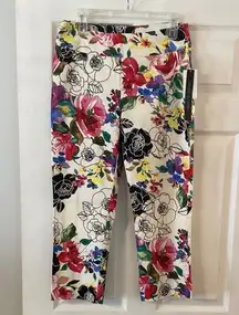 Peck& Peck Floral Print Cropped Pants size 8 inseam 24” waist 30” elastic