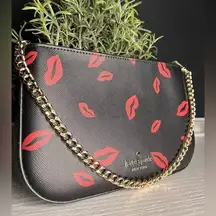 Kate Spade  Madison Pochette KF349 LIP TOSS Print