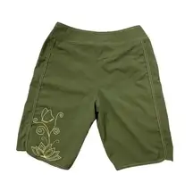 Lole | Green Hiking Outdoor Floral Accent Size 4 Small Bermuda Shorts