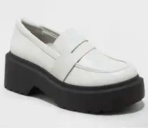 NWT Women's Wild Fable Cream White Faux Leather Platform Penny Loafers