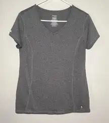 Danskin Now Women’s Semi Fitted Gray Athletic Short Sleeve‎ V Neck Shirt Large
