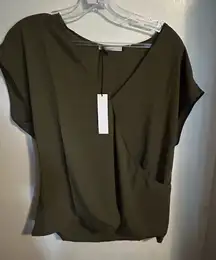 Theee eighty two top