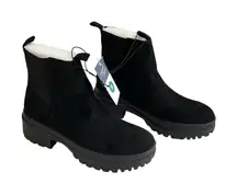 UNIVERSAL THREAD  Boots Black Chelsea Size 9 NWT