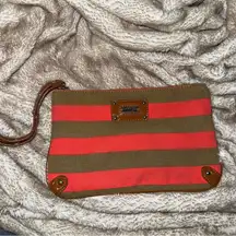 Express Zippered Wristlet