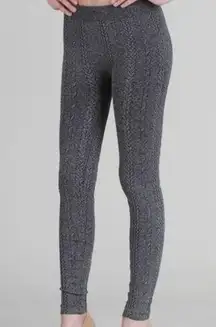 Nikibiki Gray & Black Braid Knit Leggings