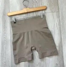 SET Active Workout Bike Shorts Beige (small) gym running athleisure