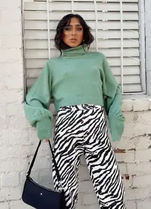Green Cropped Turtleneck Sweater