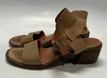 Chocolat Blu leather sandals size 37‎