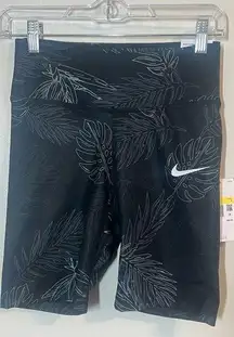 Nike One Women's Black Leaf Print Shorts, sz Small