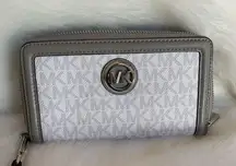 Michael Kors Fulton LG Flat MF Phone wallet