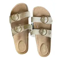 NWT  Aerie Woman’s Canvas Slip On Sandals. Size 8.