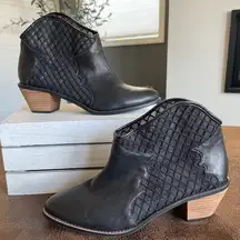 Keenan Sheer Detail Western Ankle Booties Black / Size 10