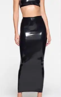 Skims  stretch vinyl skirt