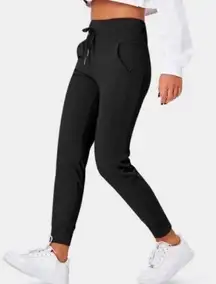 Halara Cloudful Air High Waisted Drawstring Side Pocket Black Joggers NWT XS