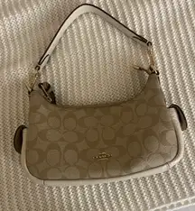 Coach penne 25 shoulder bag in signature canvas