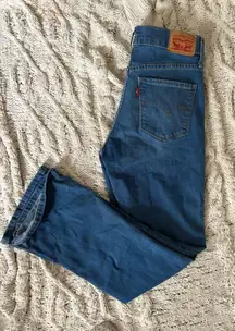 Levi’s Shaping Jeans Bootcut 315 Mid-Rise