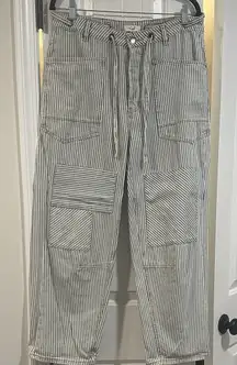 Easel stripped pants