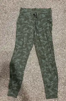 Lululemon Camo Joggers Ready to Rulu