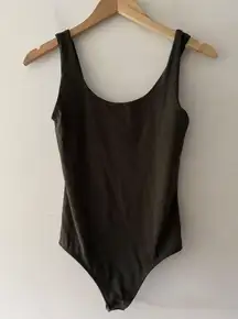 Express Body Contour High Compression Scoopneck Bodysuit Olive Green