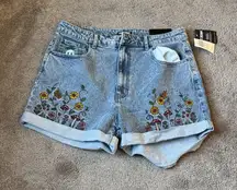 Hot Topic Indigo Ultra High Rise Ghost Relaxed Fit Mom Jean Shorts SIZE 15
