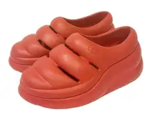 UGG Women's Size 7 Sport Yeah Clog Samba Red Platform