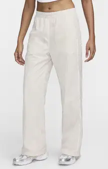 Nike‎ High Rise Full Length Pants Standard Fit Womens Beige Size M