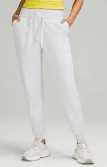 Lululemon Scuba High-Rise French Terry Jogger Heathered Core Ultra Light Grey 2