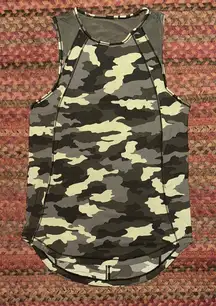 LULULEMON ARMY GREEN CAMO PRINT SCULPT TANK