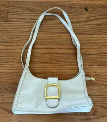 White shoulder bag