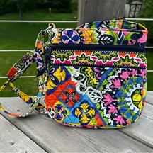 NWOT  Rio Quilted Crossbody Purse - multicolor floral