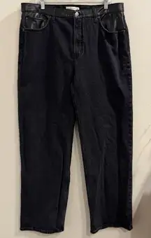 Abercrombie & Fitch 33/16R The ‘90s Relaxed High Rise Jean Faux Leather Detail