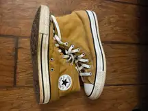 Converse Yellow