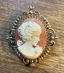 Vintage  1970s Avon Gold Tone Cameo Solid Perfume Locket Brooch