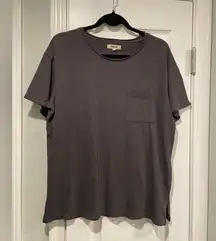 NWOT Madewell Size M Charcoal Gray Short Sleeve Crew Split Hem Pocket Tee Shirt