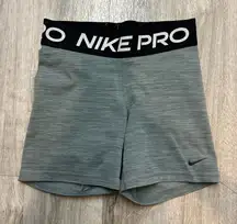 Nike Pro High Rise Gray Women’s Compression Shorts Spandex Volleyball Size Small